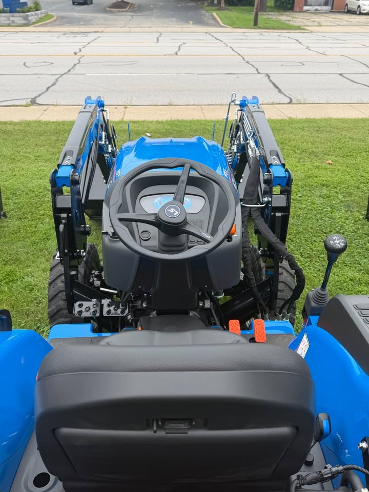 2026 LS MT226HE with LL3002 Loader