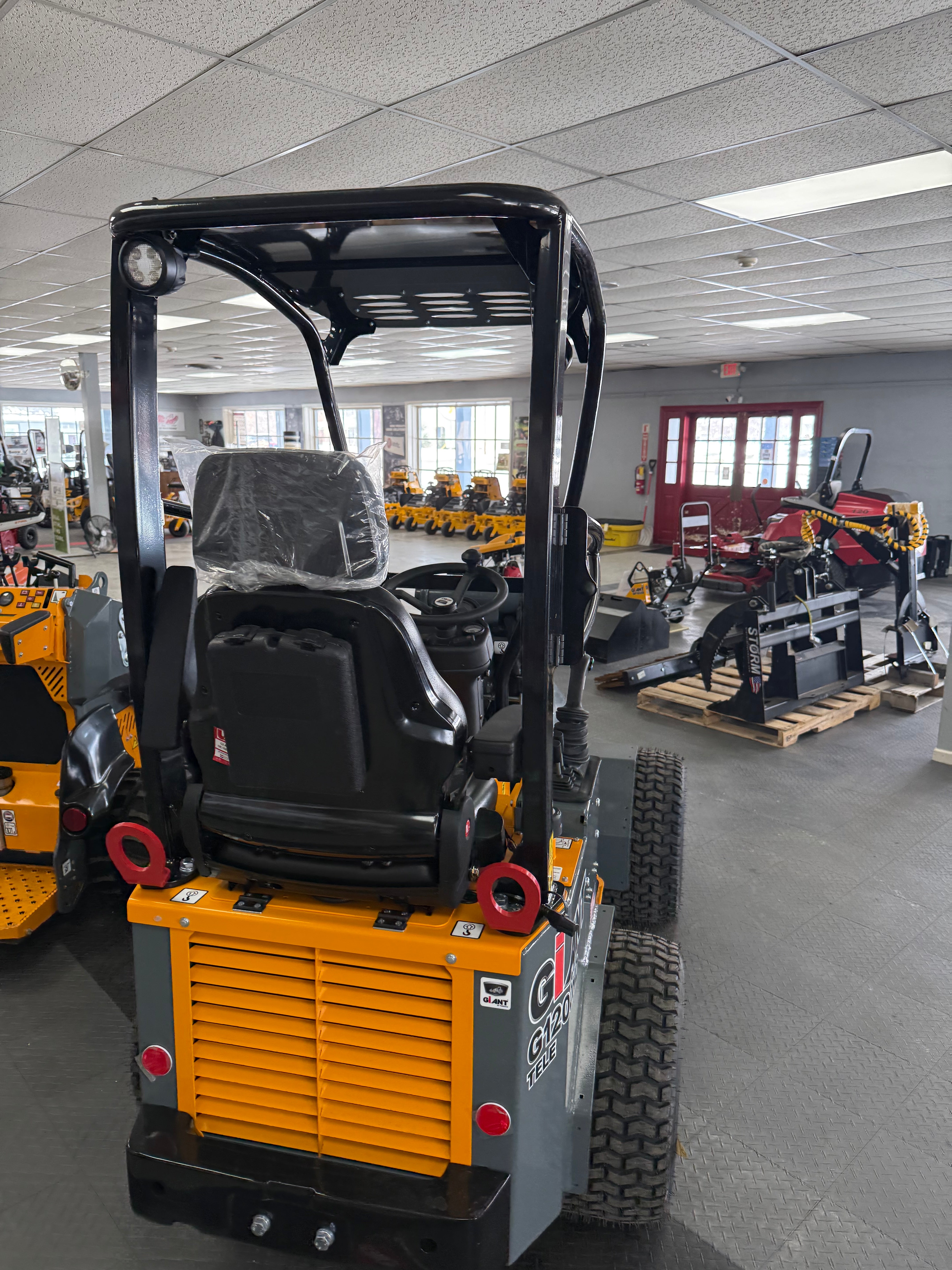 Giant G1200 Tele Mini Wheel Loader