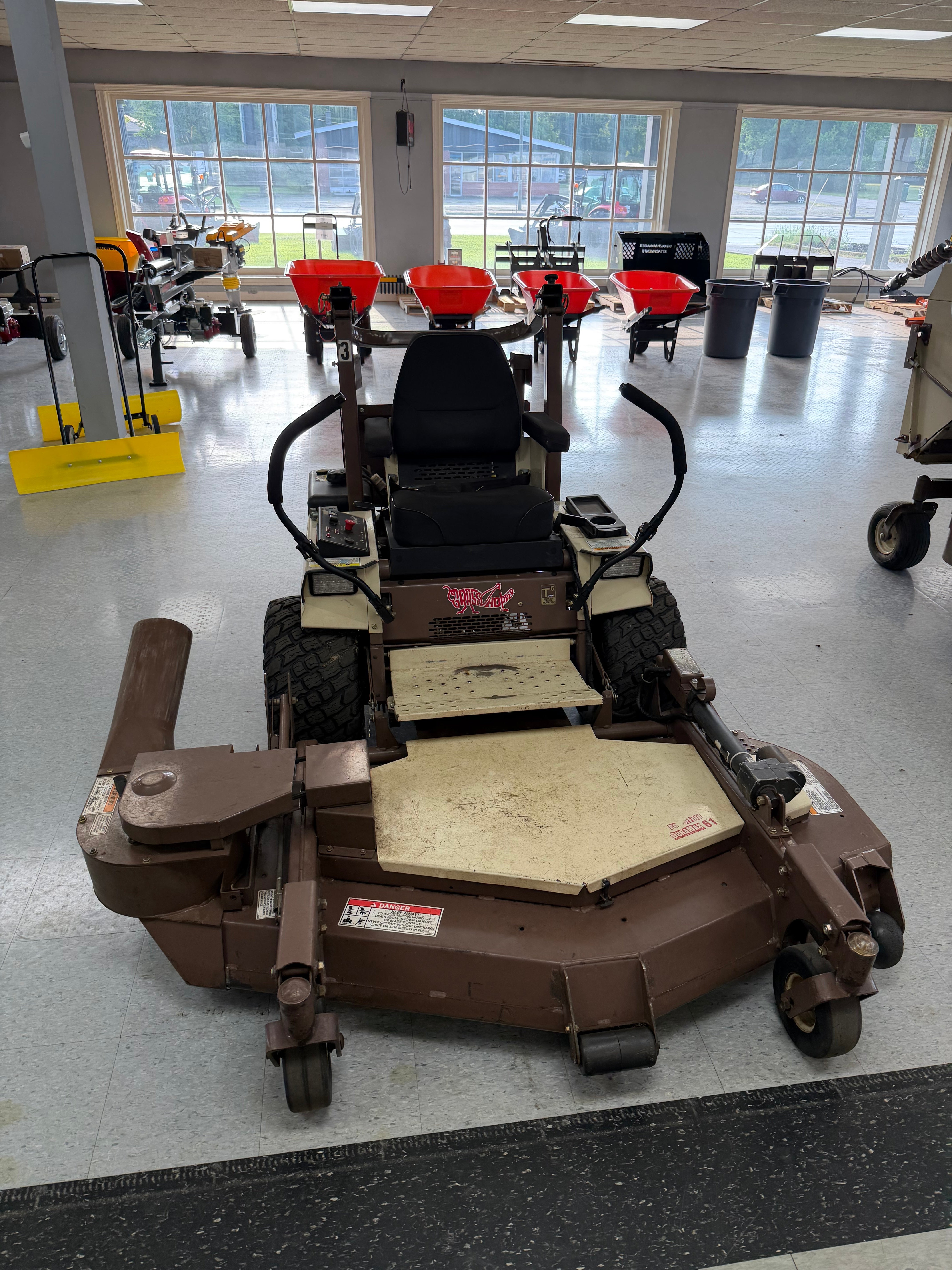 2017 Grasshopper 727K EFI Zero-Turn Mower (61" Deck + Turbo)