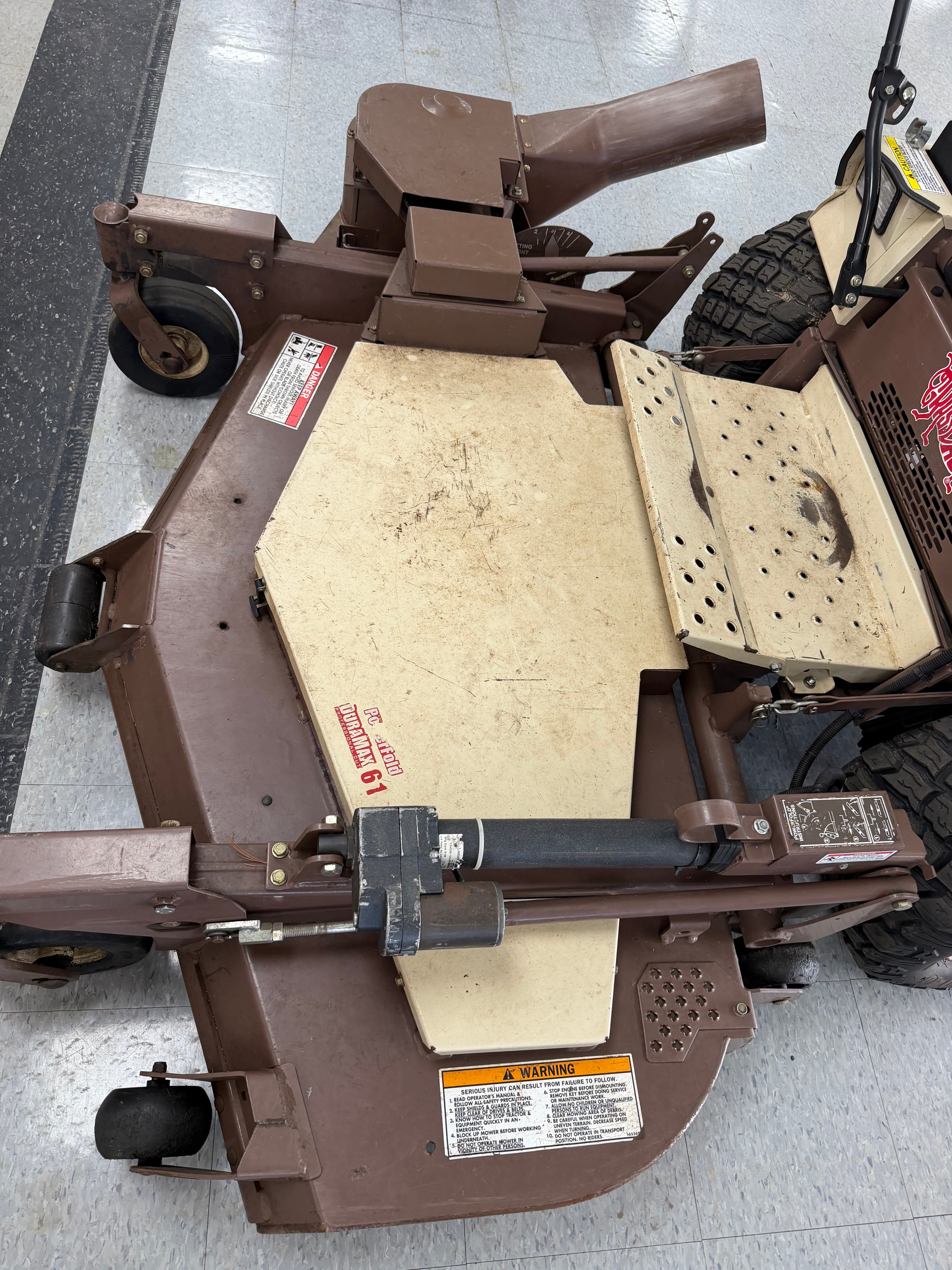 2017 Grasshopper 727K EFI Zero-Turn Mower (61" Deck + Turbo)