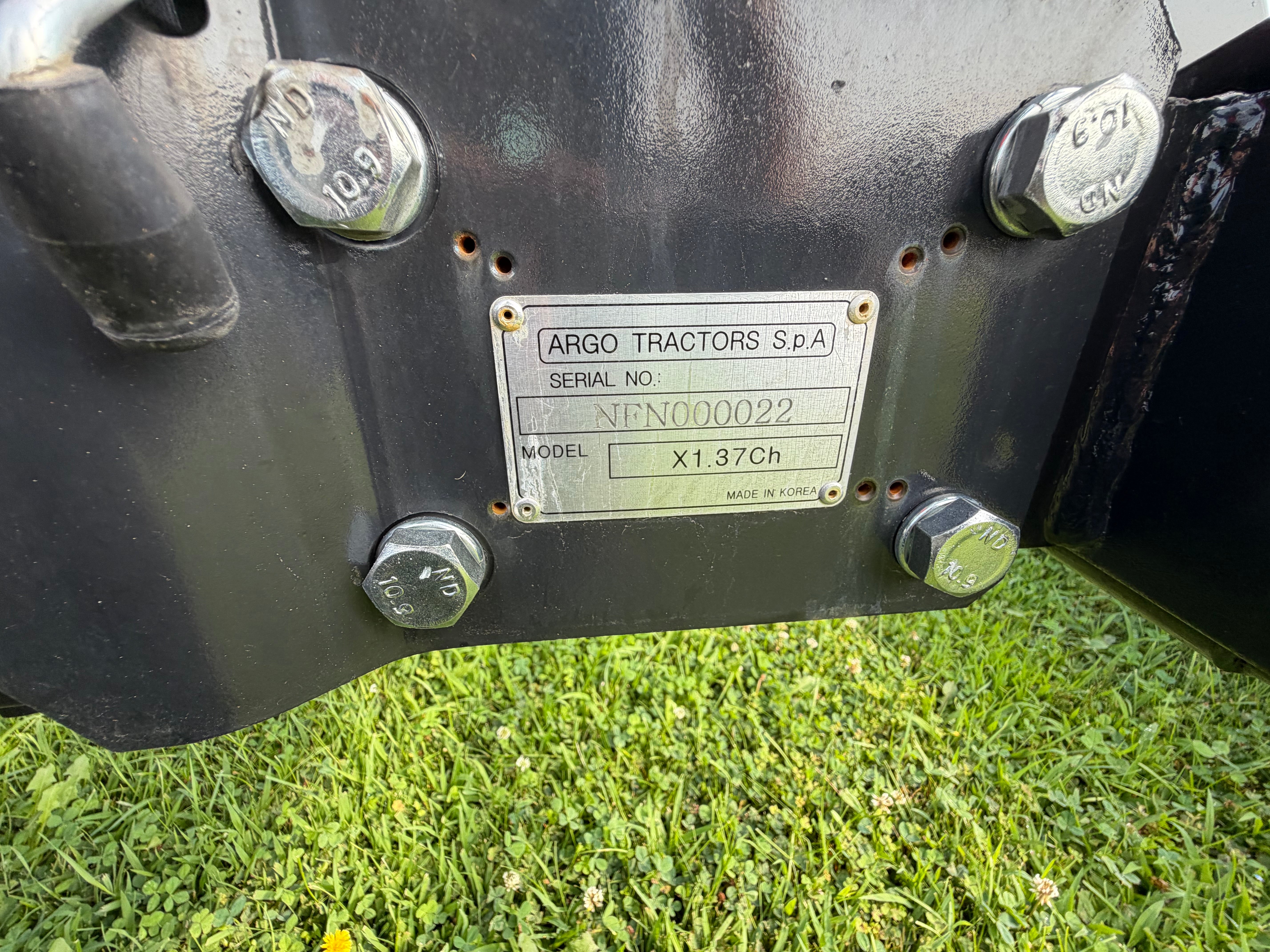 McCormick X1.55 HC Tractor with ST18 Loader