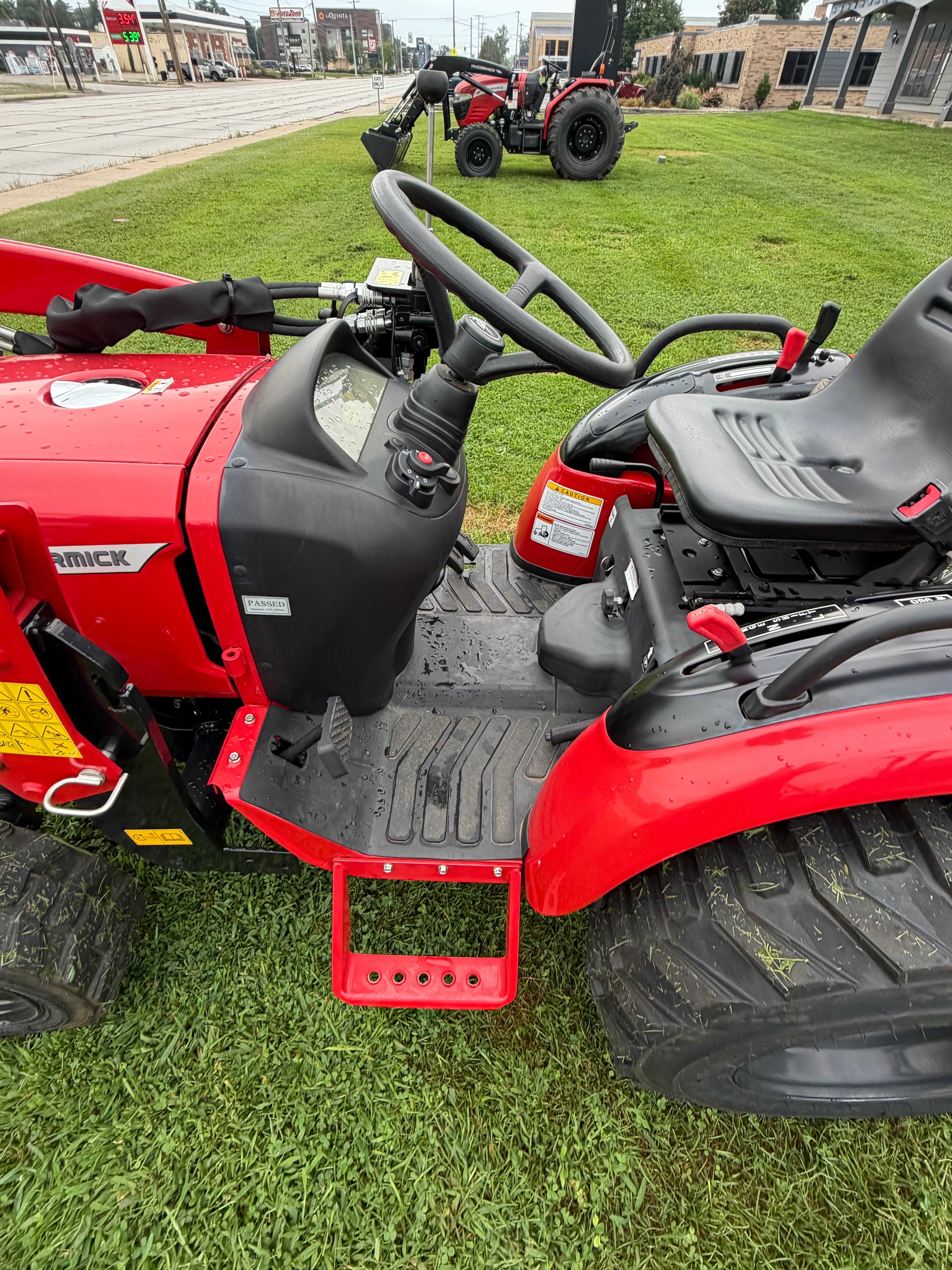 2026 McCormick X1.25H Hydrostatic Compact Tractor (25 HP)