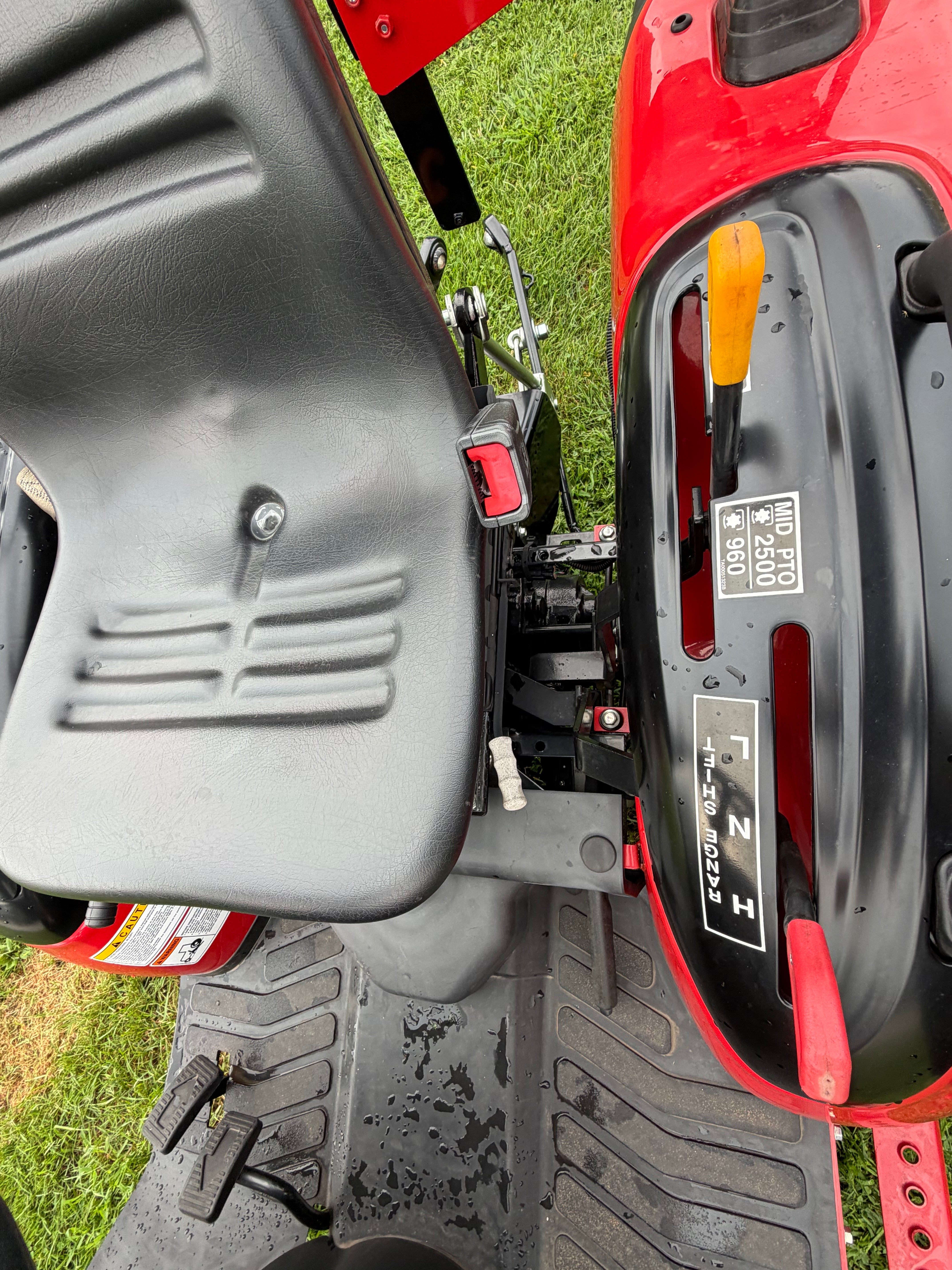 2026 McCormick X1.25H Hydrostatic Compact Tractor (25 HP)