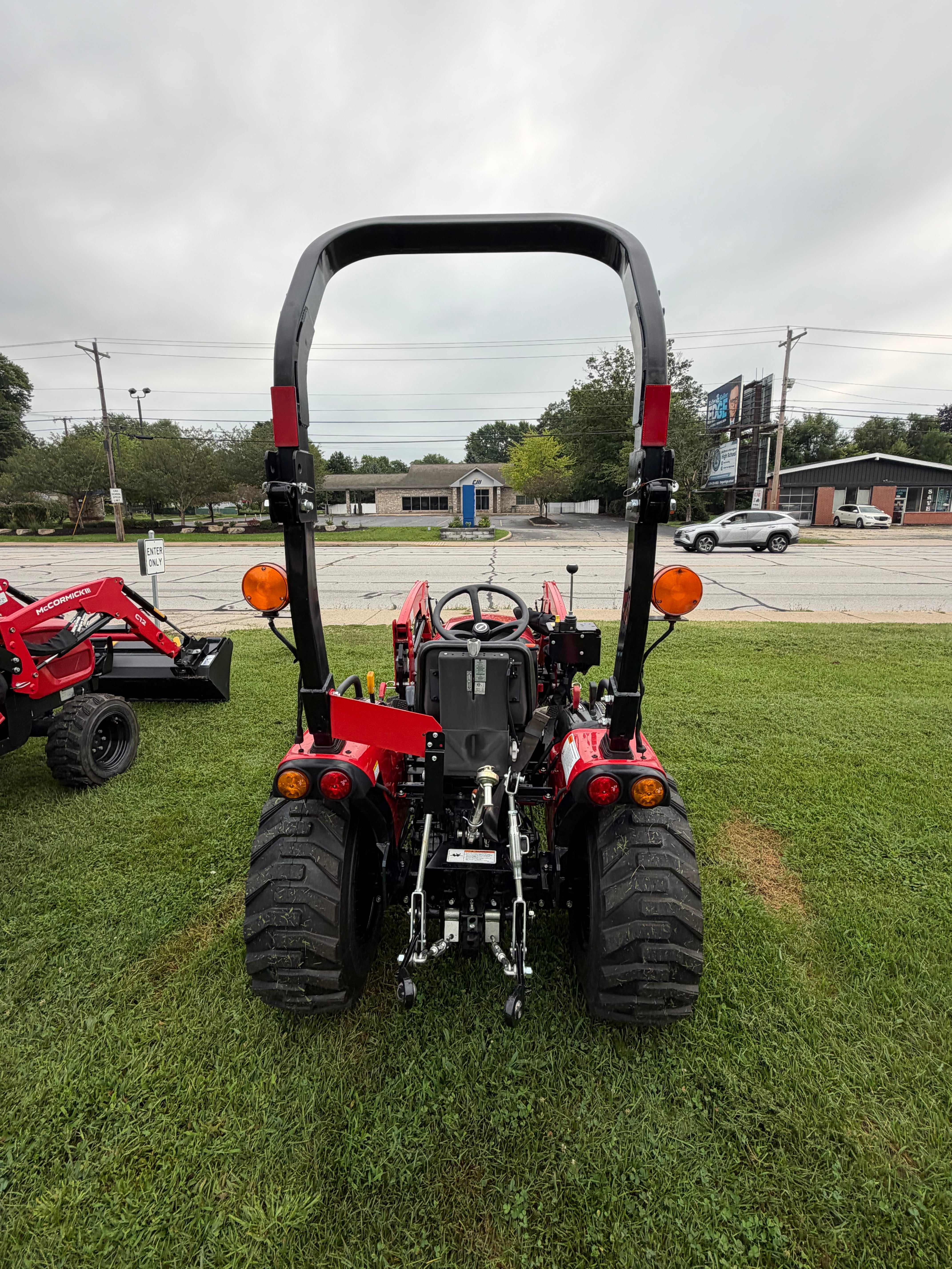 2026 McCormick X1.25H Hydrostatic Compact Tractor (25 HP)