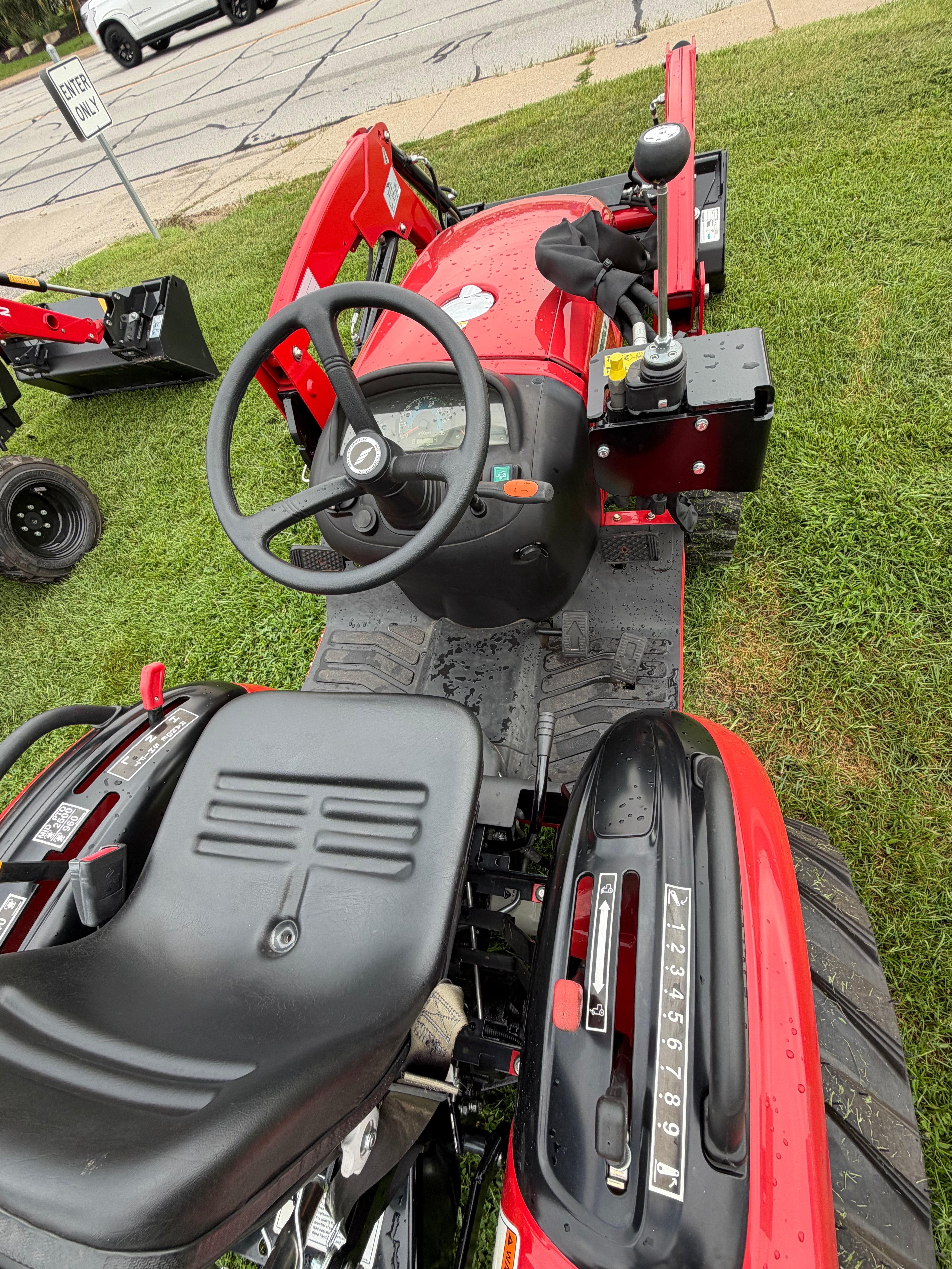 2026 McCormick X1.25 Compact Tractor (25 HP)