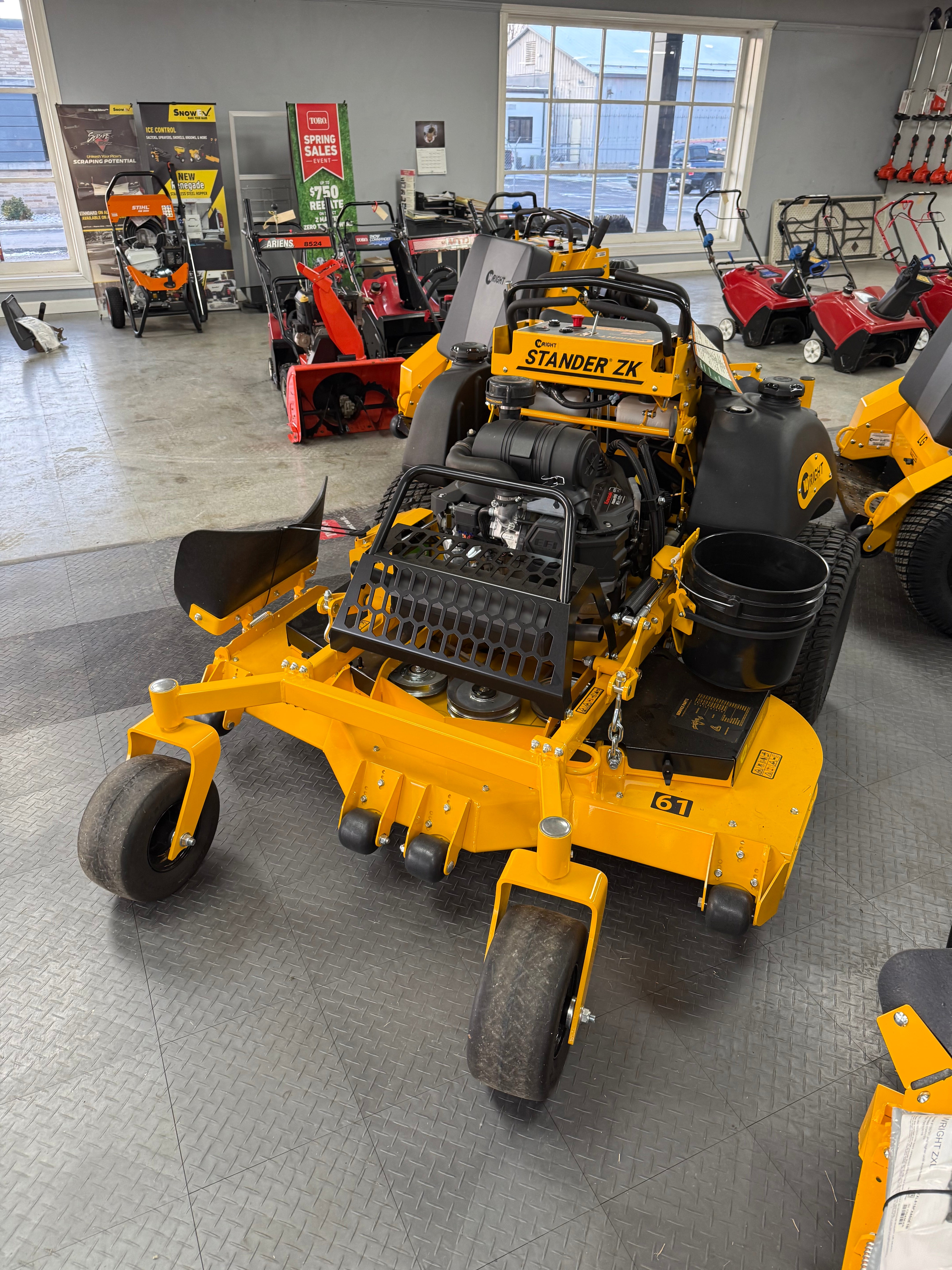 Wright Stander ZK (GEN 3) 61" (WSZK61SFX8203B) 34.5 HP Kawasaki EVO FX820 EFI